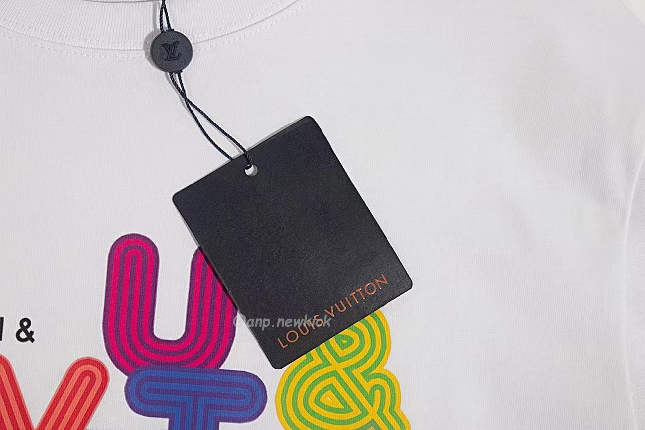Louis Vuitton Colorful Letter Printed Short Sleeves T Shirt (5) - www.newkick.org